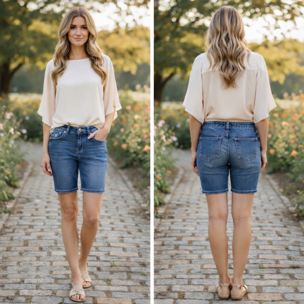 Tommy Hilfiger Bermuda Jean Shorts Size 4 Blue Mid Rise Denim Shorts
